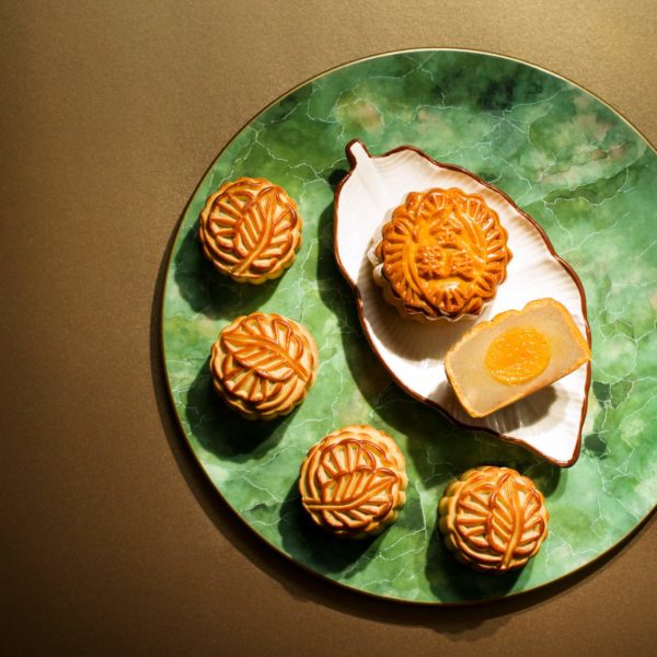 White Lotus seed paste with egg yolk - Image 2